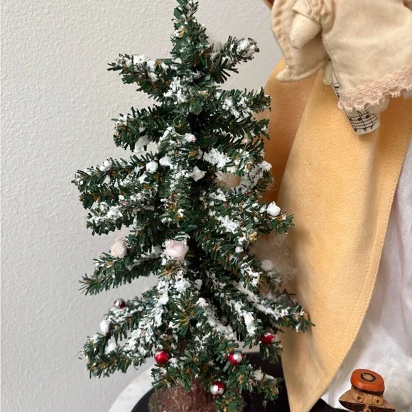 Santa Claus Figurine with Tree and Toys - Picture 4 of 9